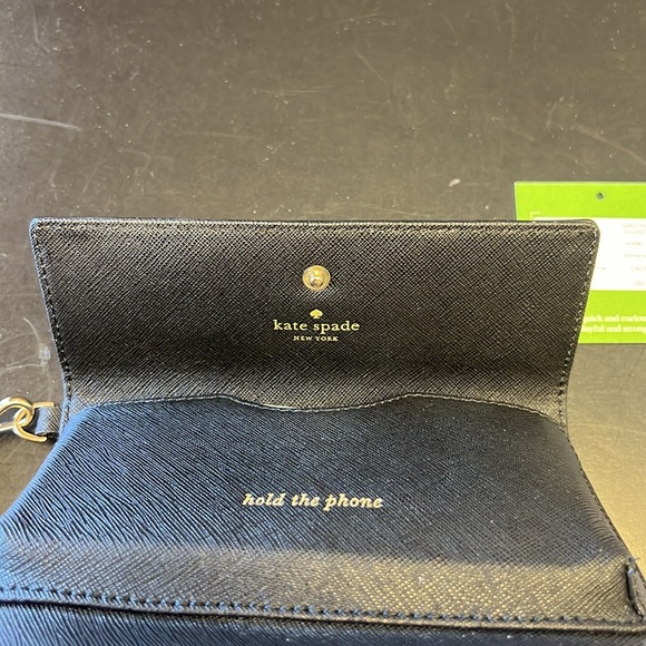 kate spade New York hold the phone Black Wristlet. NEW WITH TAGS. #8ARU1978 - Picture 8 of 11